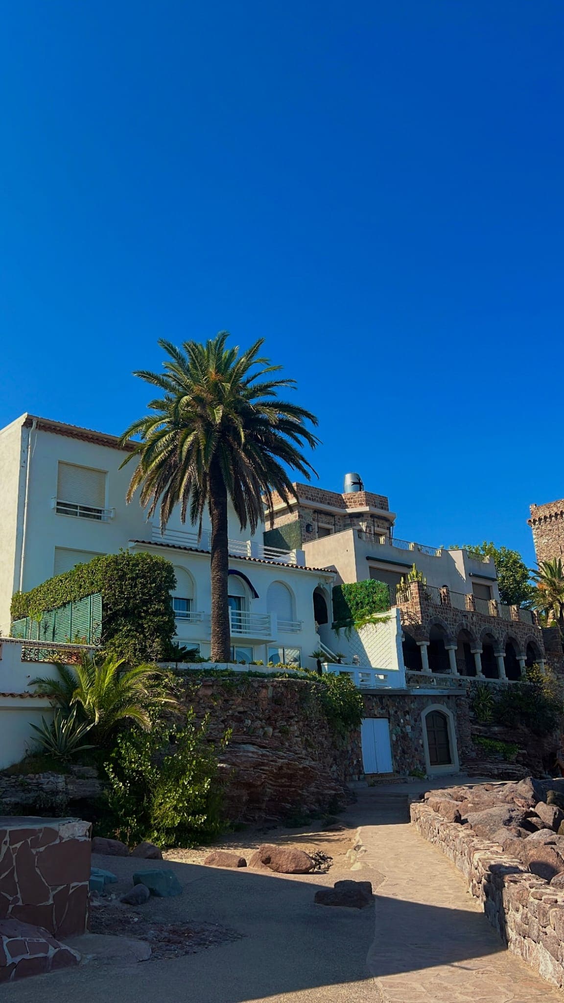 Èze Village Chauffeur Guide — Perched Perfection Near Athens