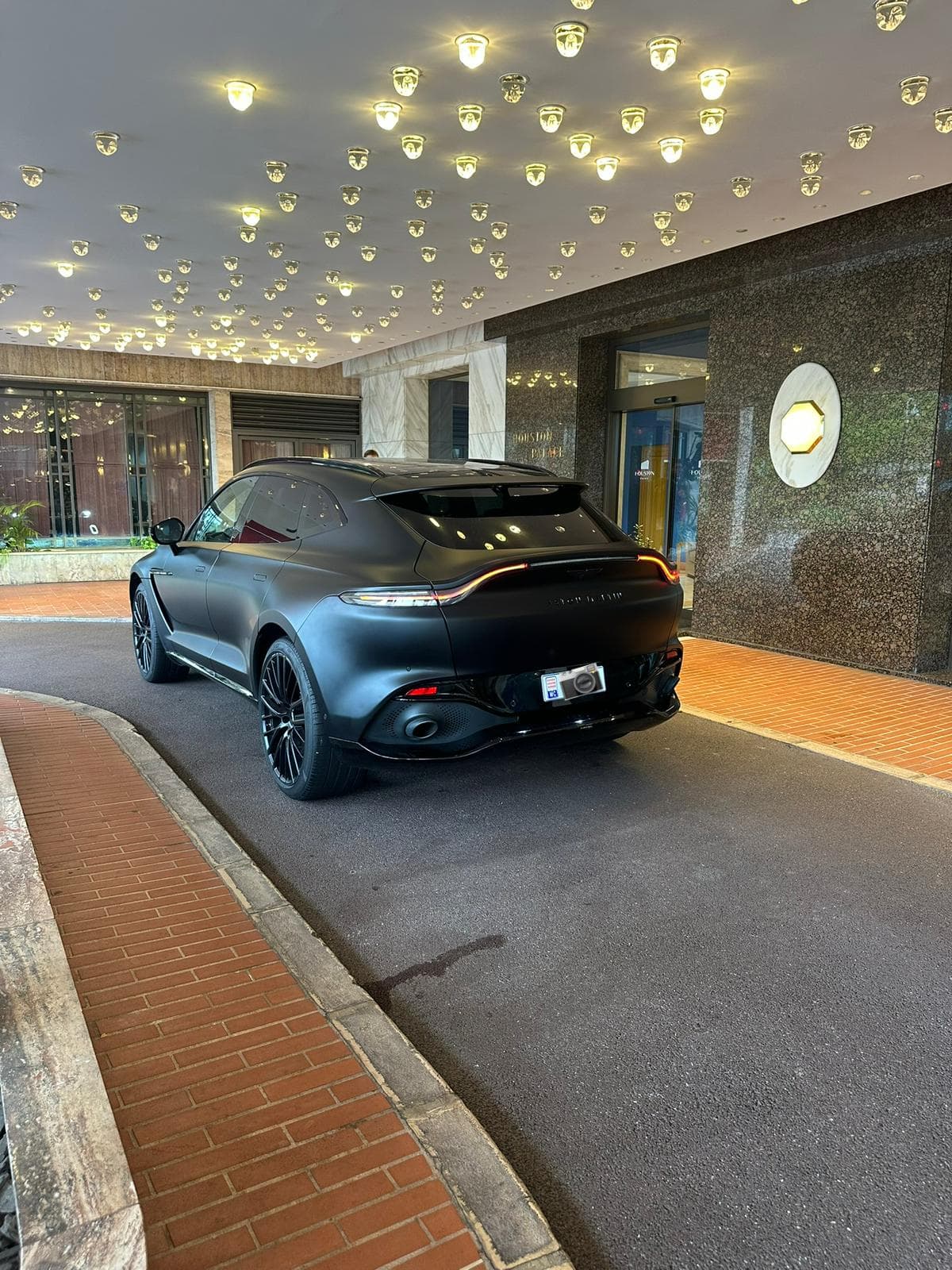 Aston Martin DBS Superleggera