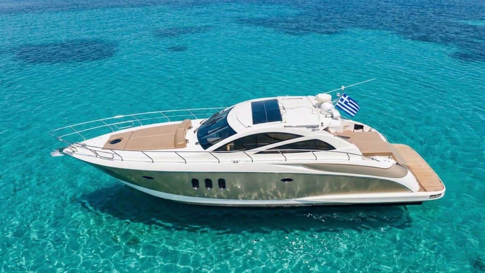 Motor Yacht: Private Charter