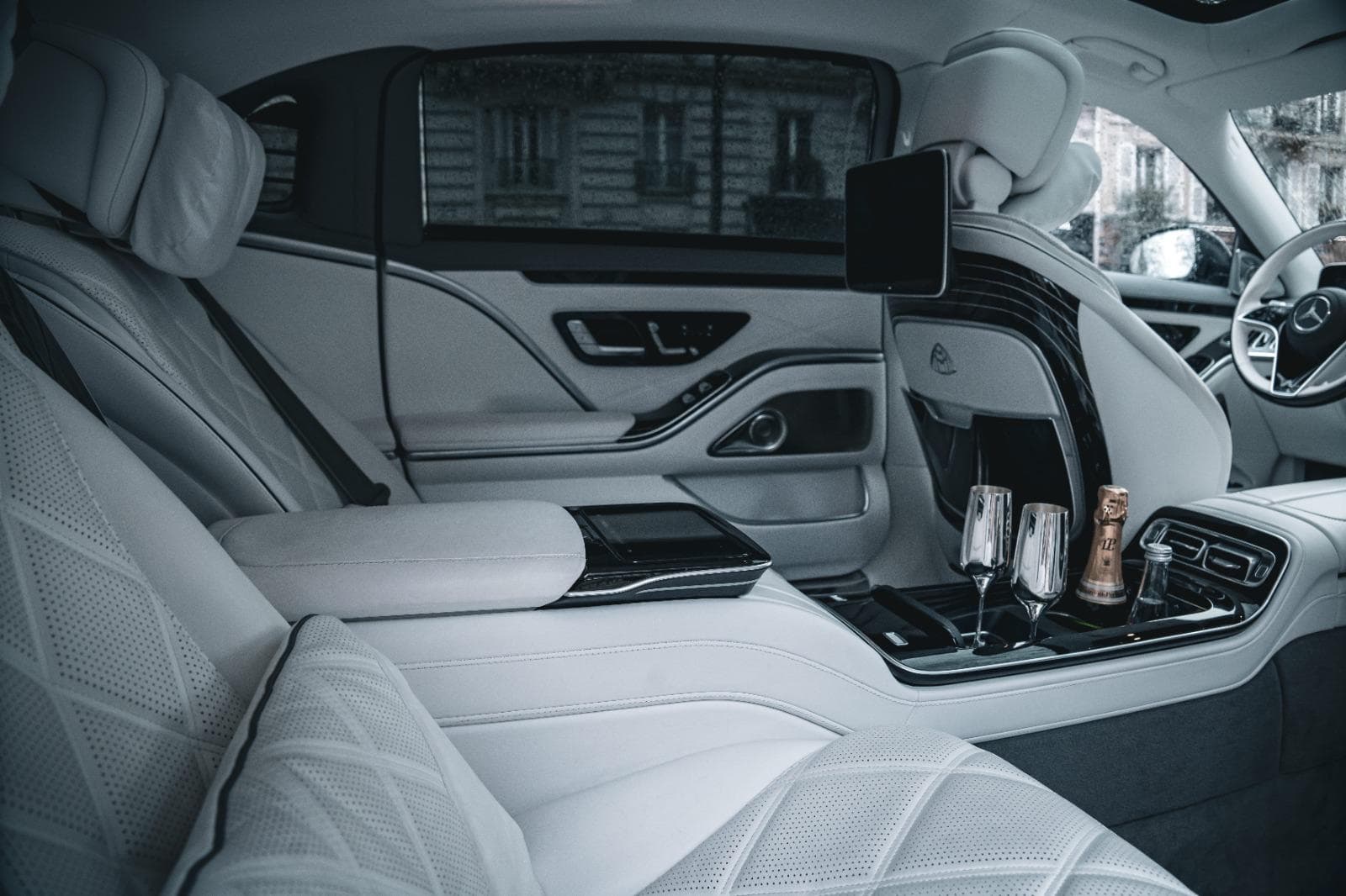 Maybach S 680
