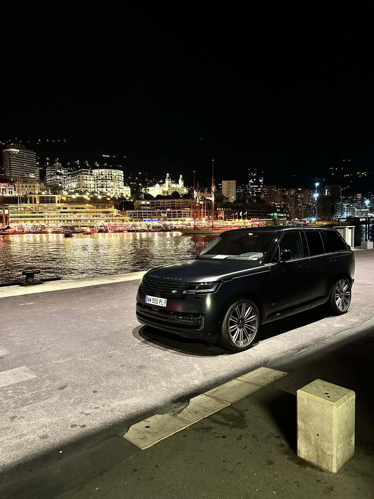 Range Rover SV