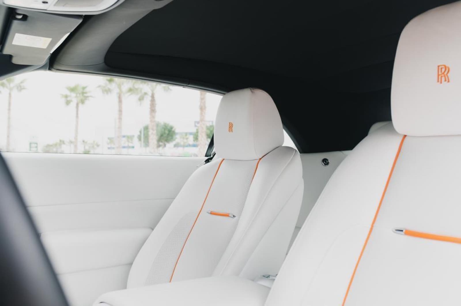 Rolls-Royce Dawn Cabriolet — vue 2
