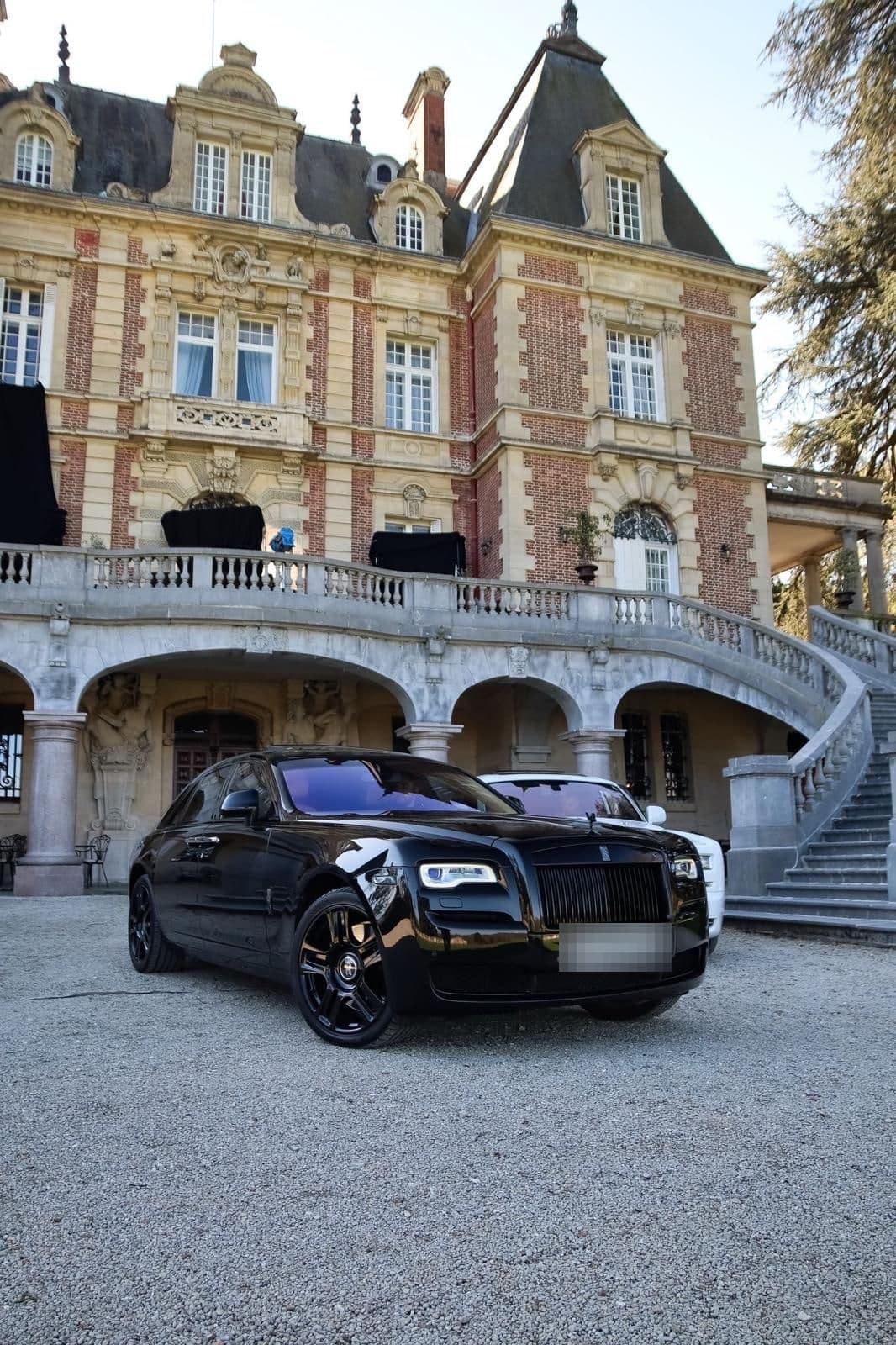 Rolls-Royce Ghost Extended: 6