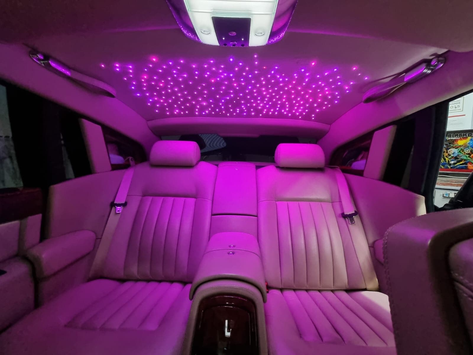 Rolls-Royce Phantom VIII: 9