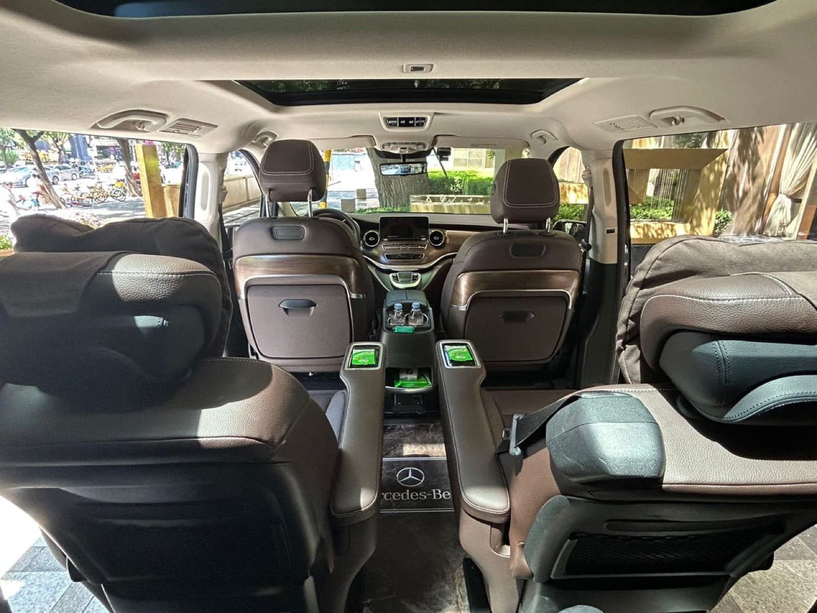 V-Class VIP 17
