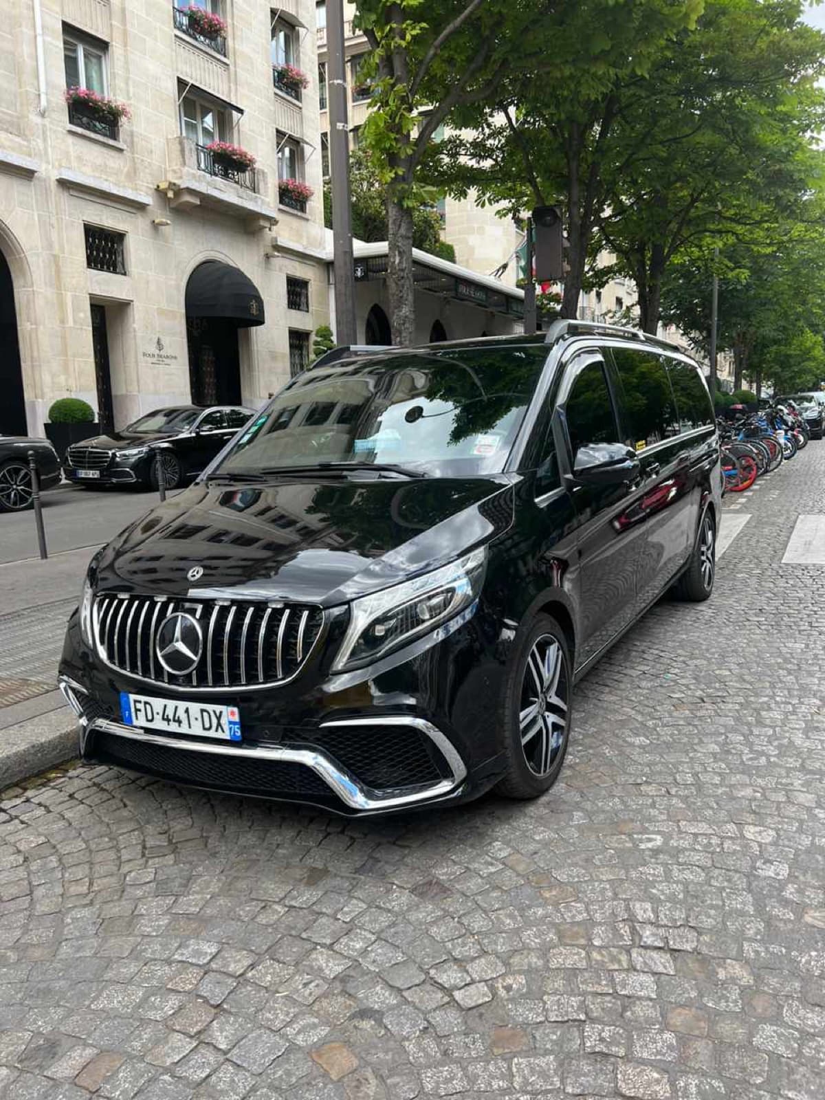 V-Class VIP 9