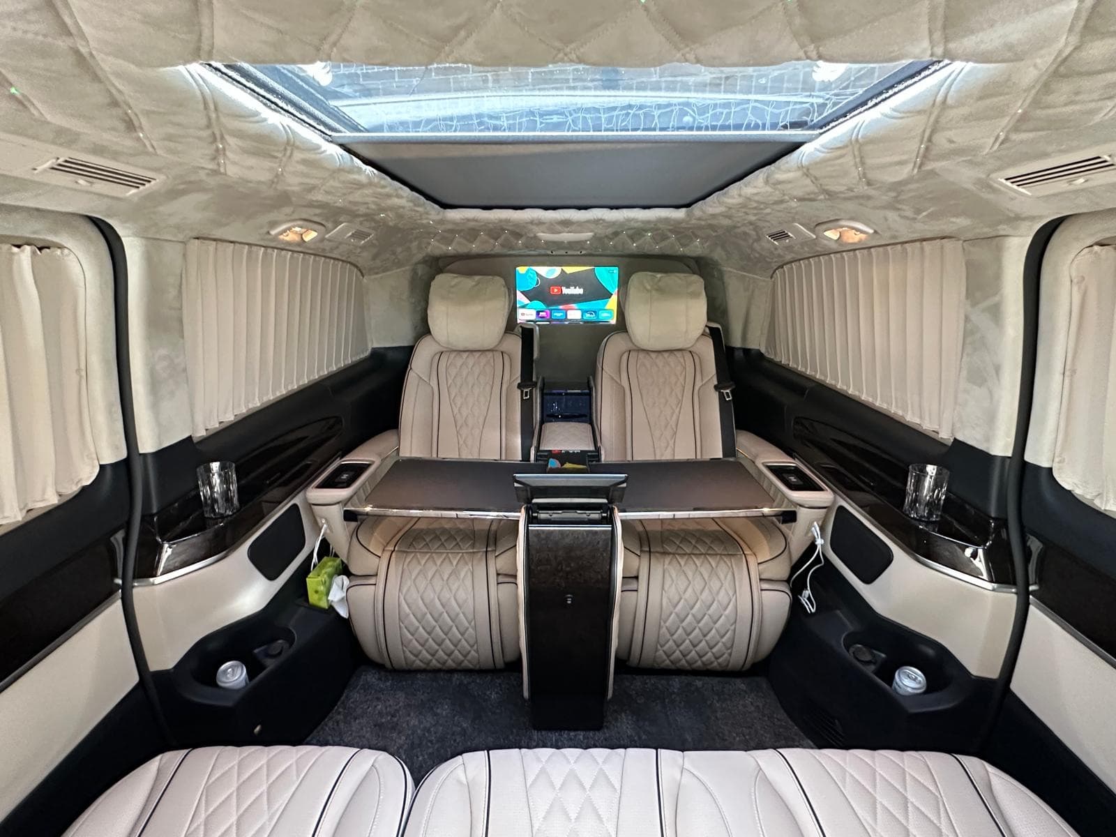 V-Class VIP 15